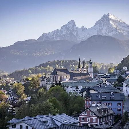 Im Modernen Landhauscharme Mit Bergblick Und Garten * Bischofswiesen