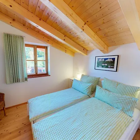 Im Modernen Landhauscharme Mit Bergblick Und Garten Holiday home