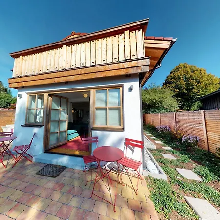 Im Modernen Landhauscharme Mit Bergblick Und Garten Holiday home *